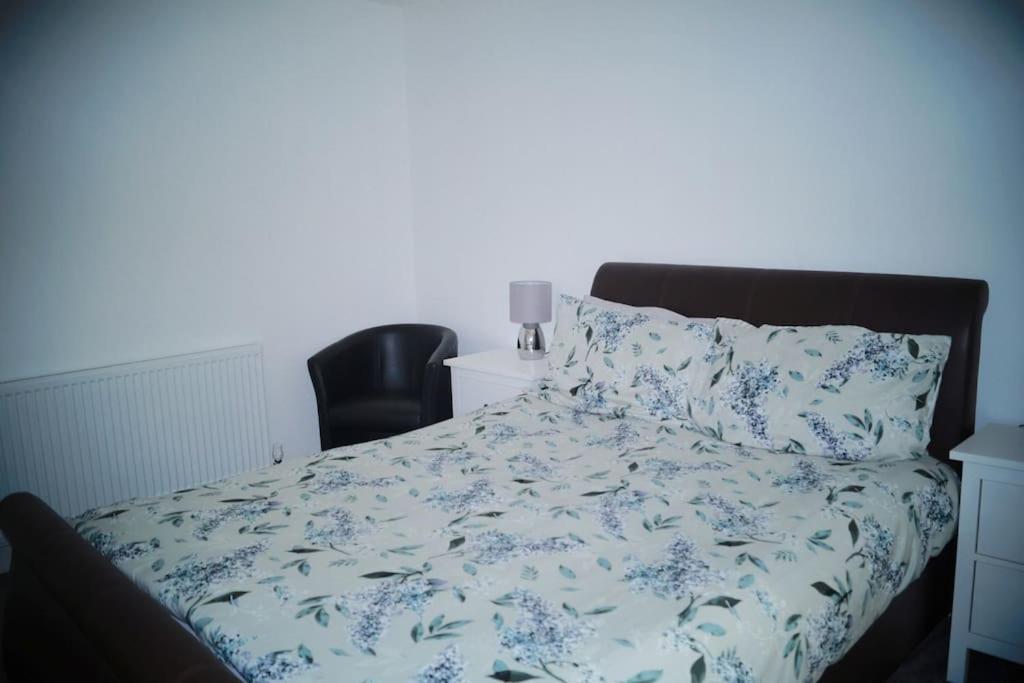 Luxurious Detached Bungalow Batley Esterno foto