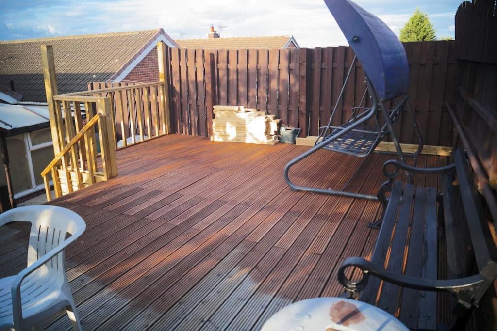 Luxurious Detached Bungalow Batley Esterno foto