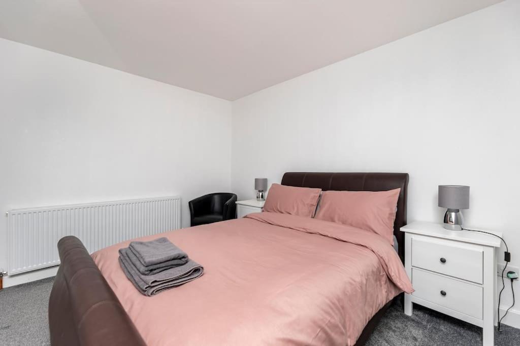 Luxurious Detached Bungalow Batley Esterno foto