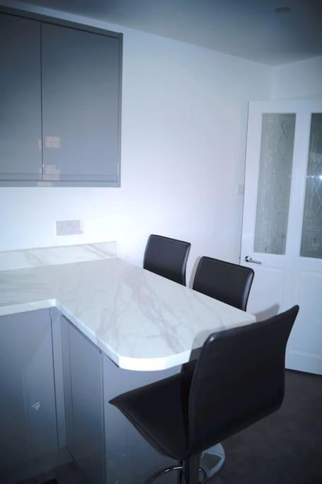 Luxurious Detached Bungalow Batley Esterno foto