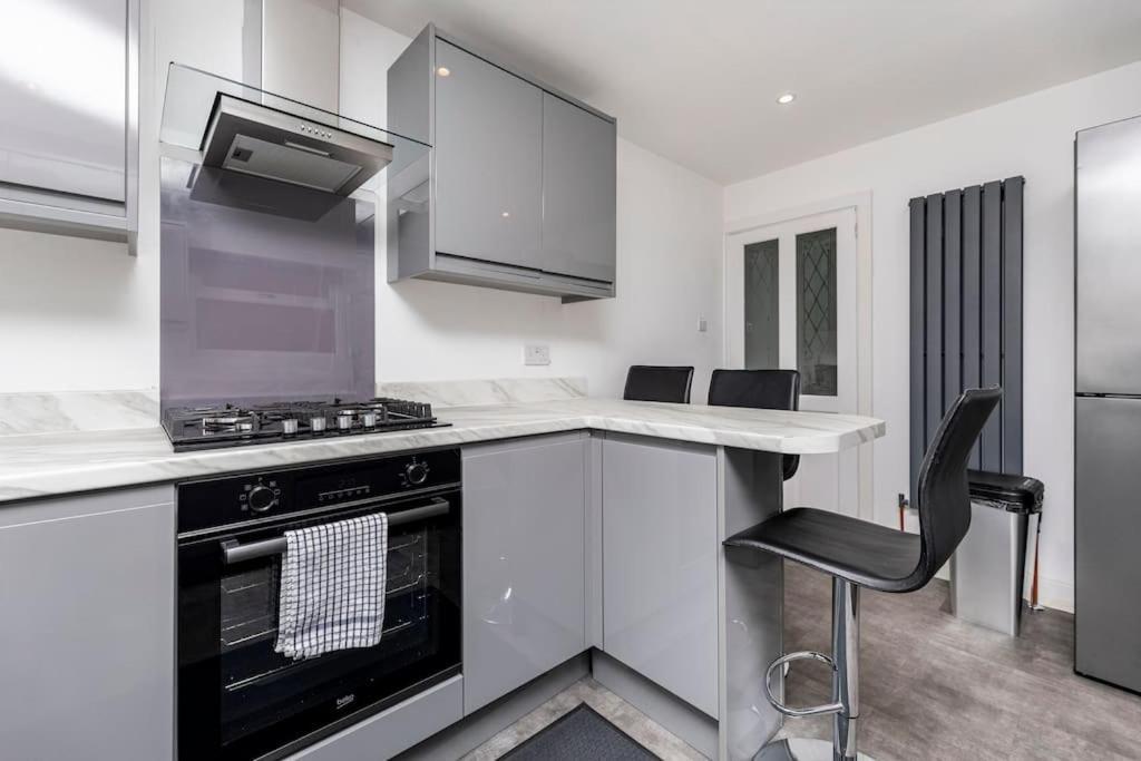 Luxurious Detached Bungalow Batley Esterno foto